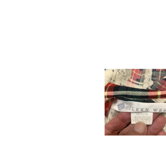 Eileen West vintage 1996 long red flannel plaid robe, Cocker Spaniels, petite - Picture 6 of 7